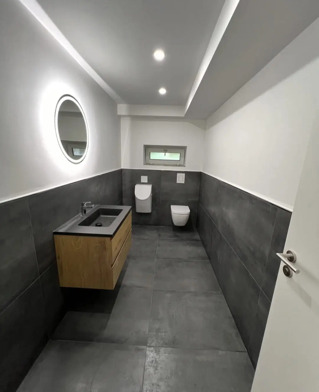 9e887424-8000-440a-aa27-4d247d99a9de